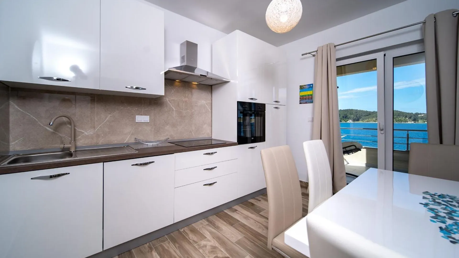 Villa Guliva - Sunny Vacation Paradise Supetarska Draga