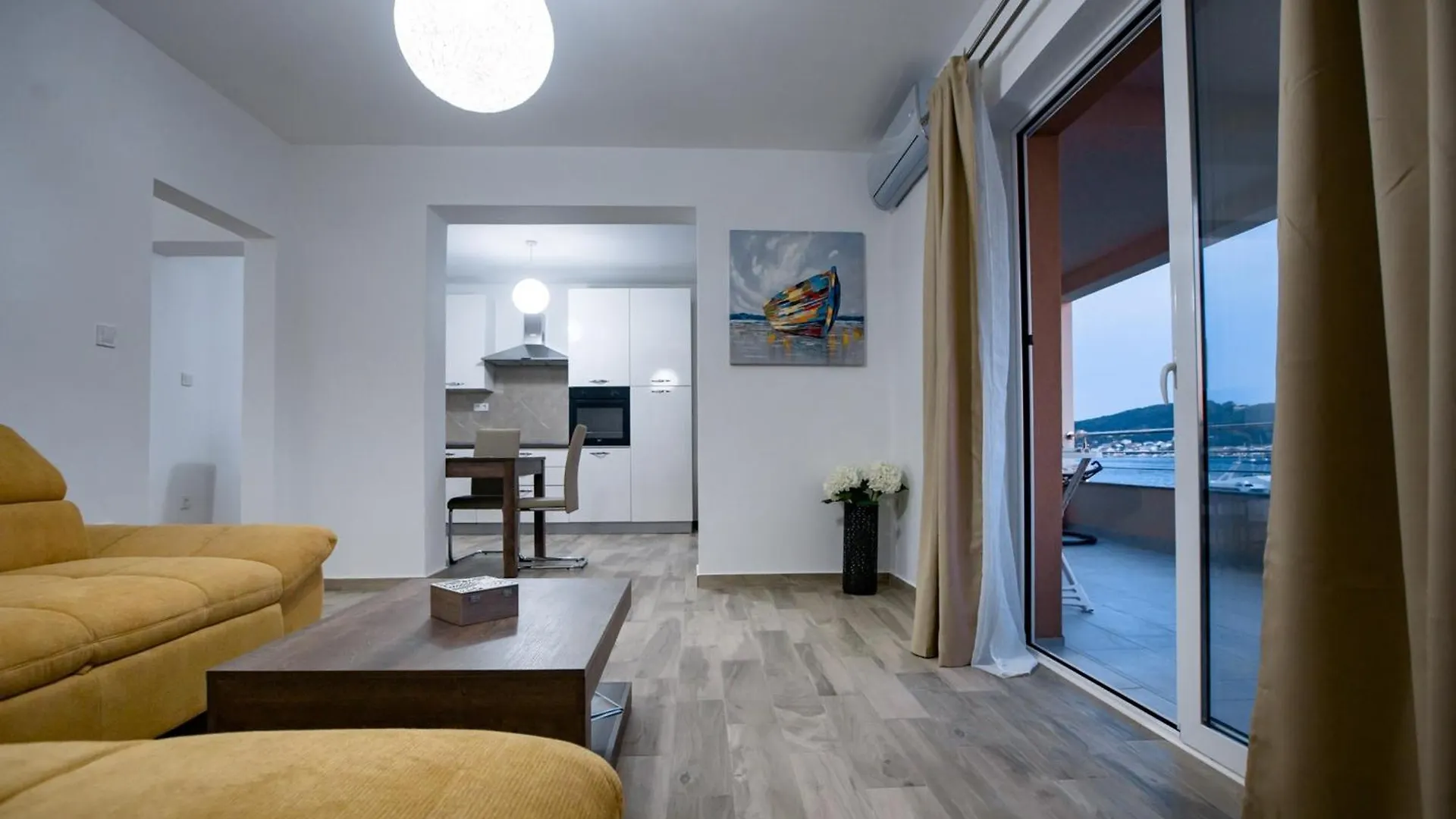 Apartment Villa Guliva - Sunny Vacation Paradise Supetarska Draga