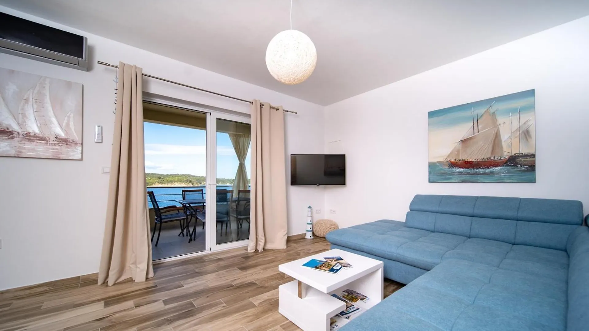 Villa Guliva - Sunny Vacation Paradise Supetarska Draga 0*,  Croatia